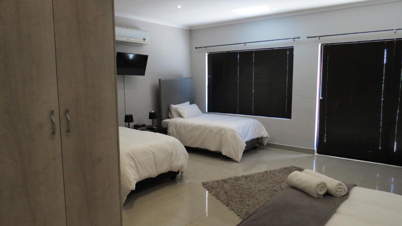 Apartamento 21 On Klein Karoo Oudtshoorn Exterior foto