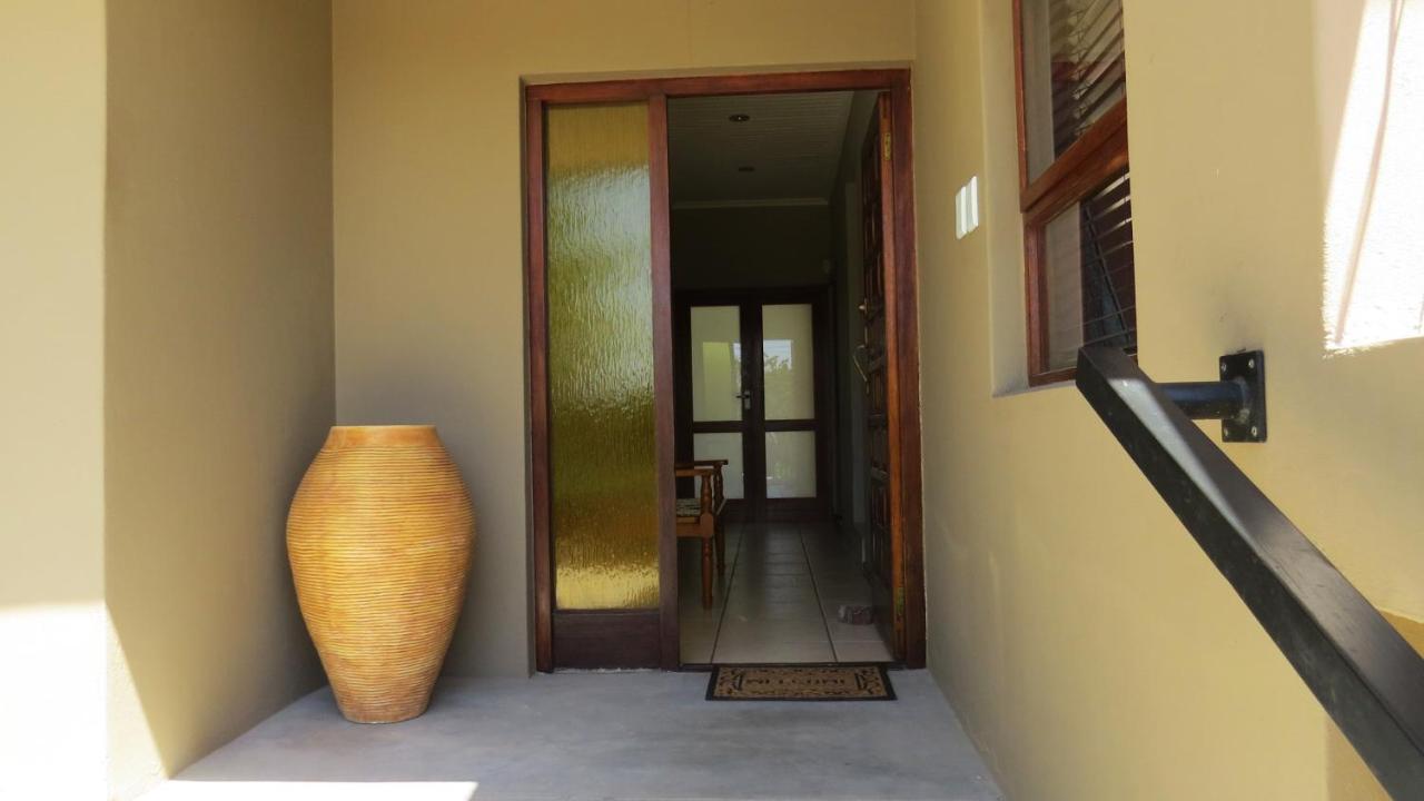 Apartamento 21 On Klein Karoo Oudtshoorn Exterior foto